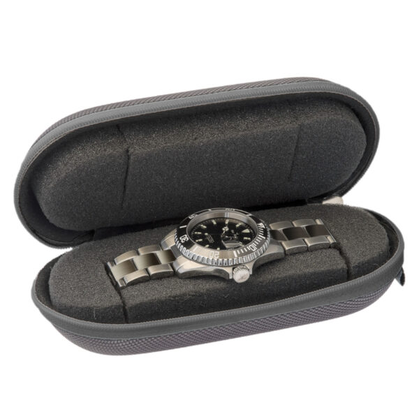 Heli watch care set with watch cloth, metal watch strap spray cleaner and watch case - Image 3