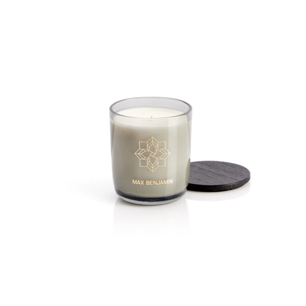 White Pomegranate Luxury Natural Candle – Max Benjamin - Image 2