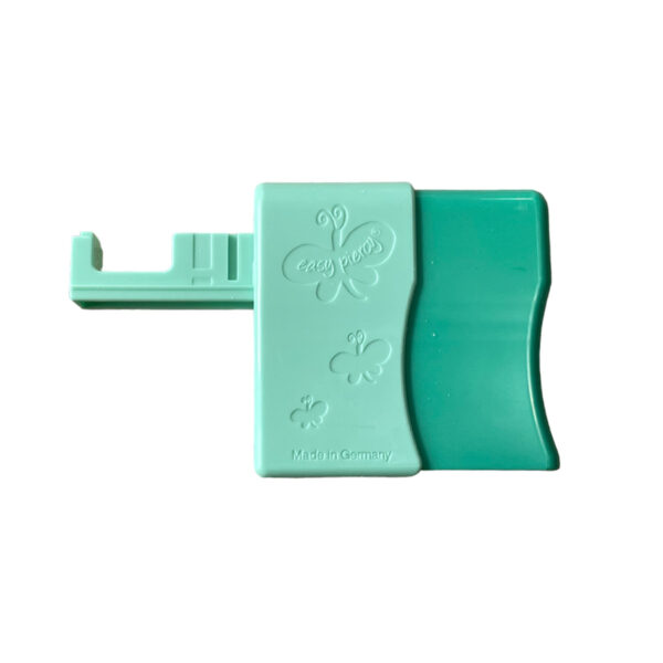 Easy Piercy Comfort Ear Piercing Instrument Made of Antibacterial Material - Image 3