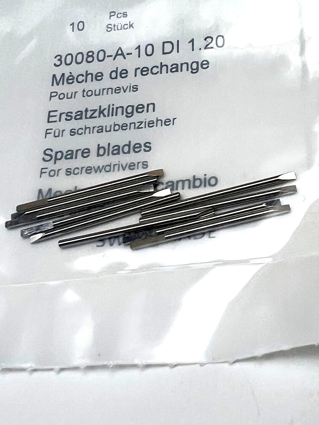 Bergeon 30080-A-10 DI 1.20 Replacement Screwdriver Blades - Pack of 10 - Image 4