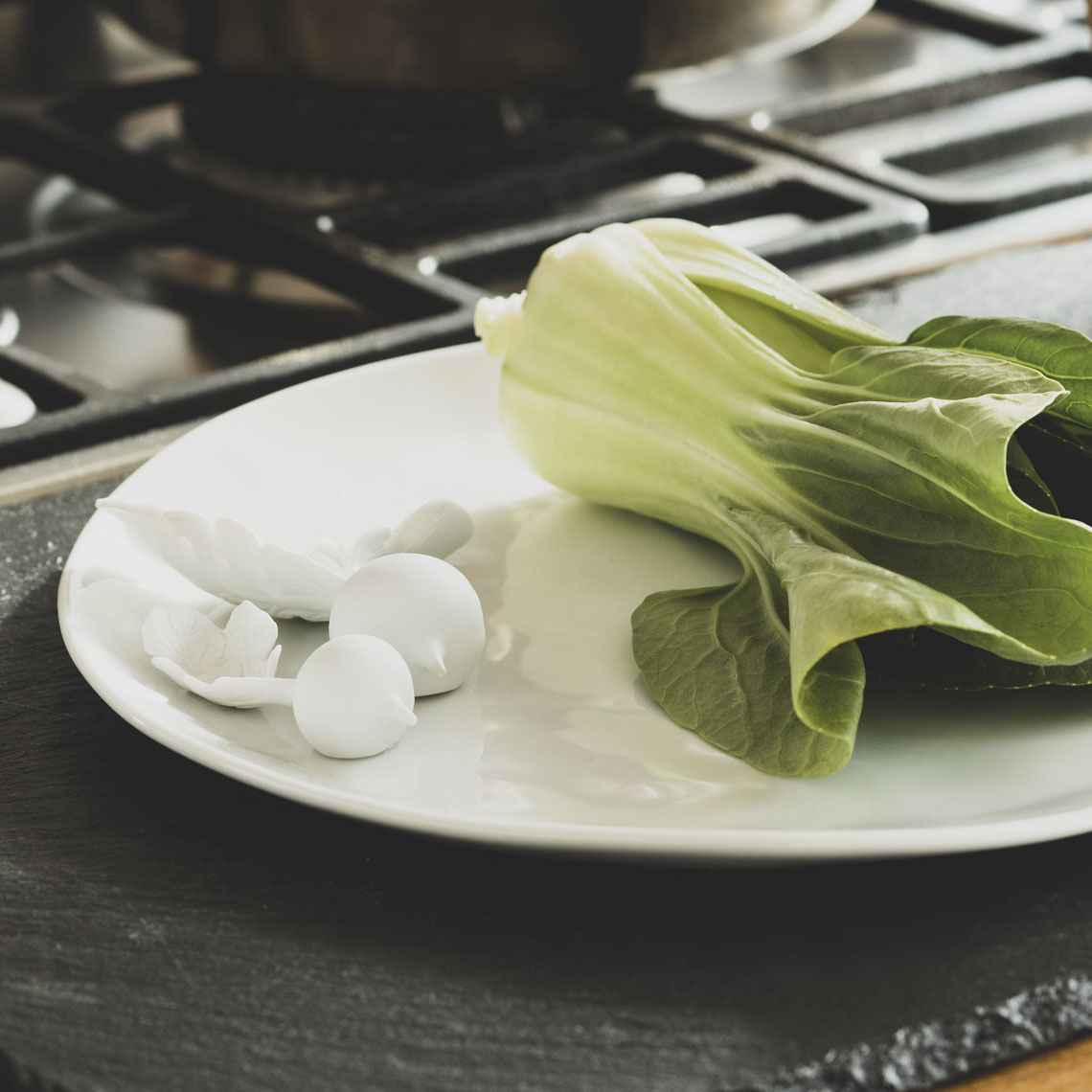 Porcelain Plate Räder Radish - Image 2