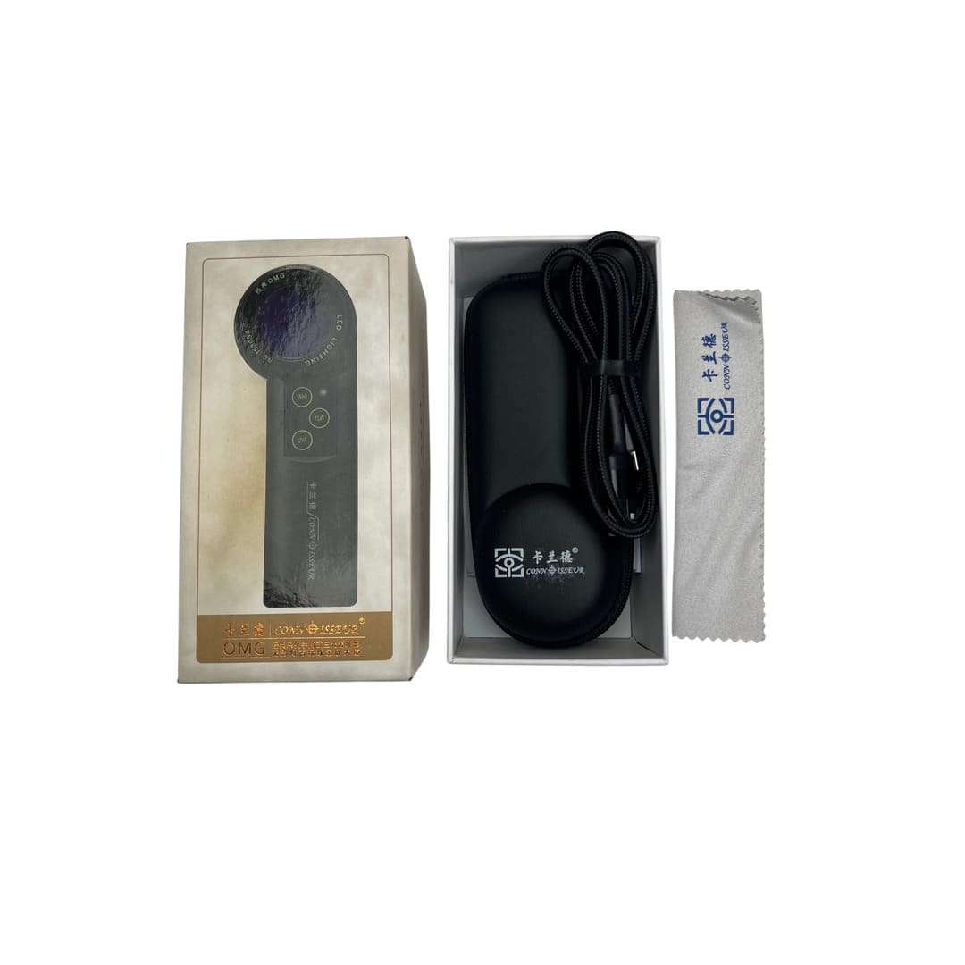Connoisseur 10x Loupe Magnifier with UV and LED Light - Damaged Box Return - Image 2