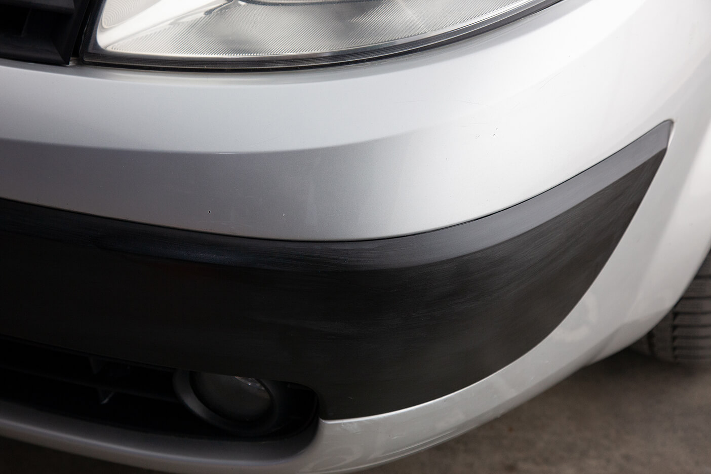 QUIXX Black Plastic Colour, Unpainted Plastic Restorer, Bumpers Trims Side Sills Mirror Housings, Ref. 10188 - Image 7